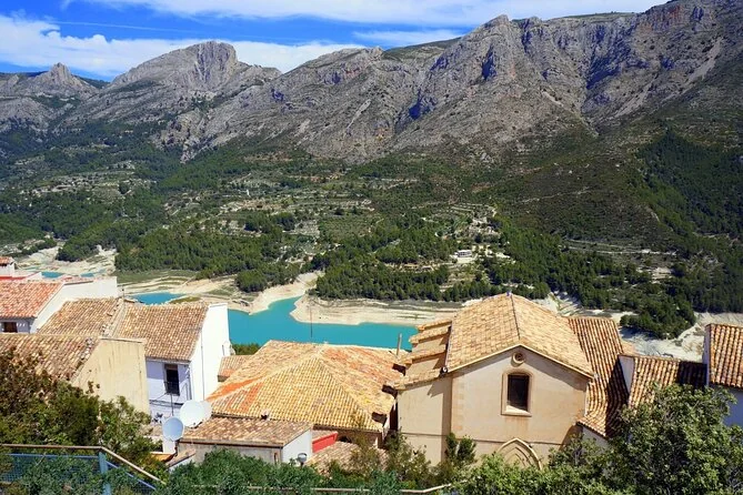Mountain village and reservoir on a day trip from Calpe